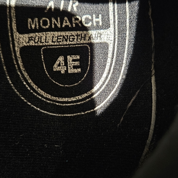 Nike Air Monarch Size 12 EE Width - Picture 5 of 5